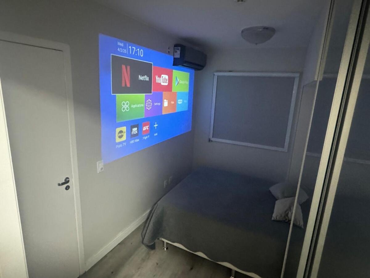 Conforto E Estilo, Apto 1q Completo Com Cinema Apartamento *